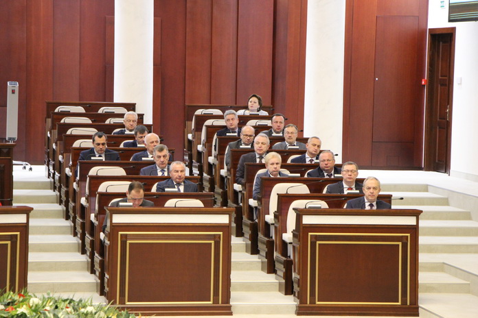 Депутатский корпус рассмотрел четыре законопроекта