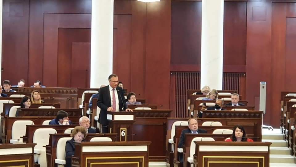 Головченко ответил на вопрос депутата Андрея Савиных