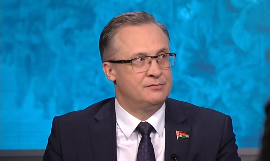 Андрей Савиных